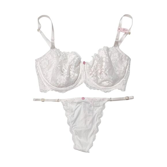 Victoria's Secret Wicked Unlined Lace Balconette Bra and Panty Set Size 32DDD - Picture 5 of 5